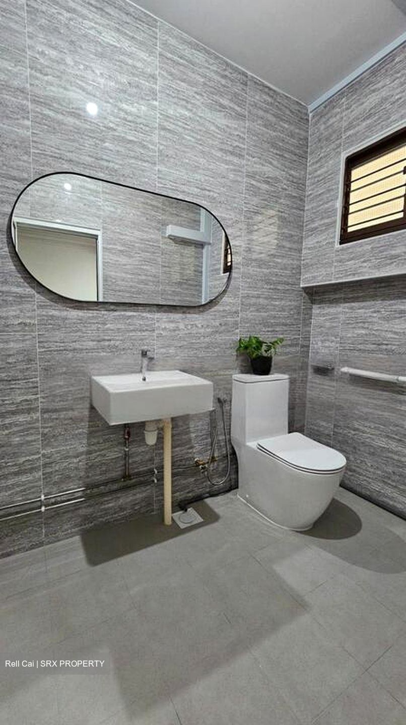 Blk 230H Tampines Street 21 (Tampines), HDB Executive #556718561
